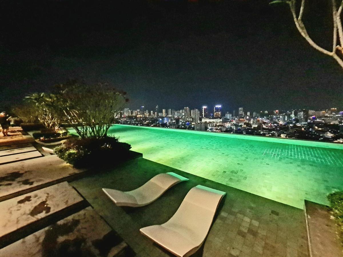 Beacon Executive Suite - Skypool Penang View Джорджтаун Экстерьер фото