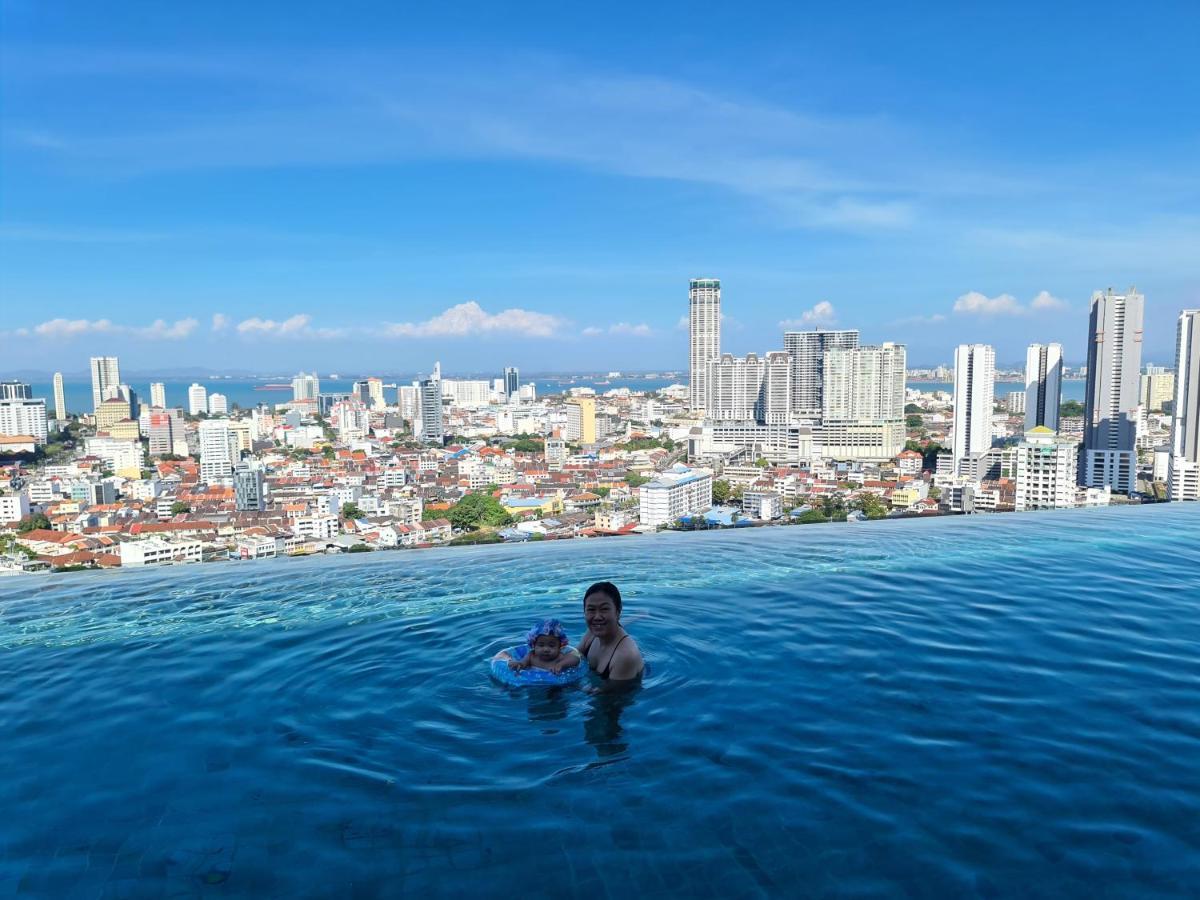 Beacon Executive Suite - Skypool Penang View Джорджтаун Экстерьер фото