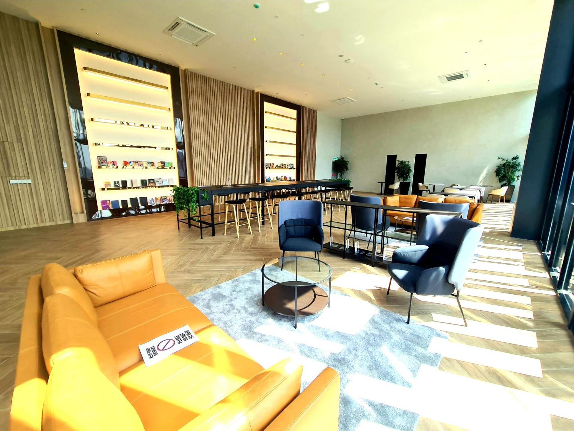 Beacon Executive Suite - Skypool Penang View Джорджтаун Экстерьер фото